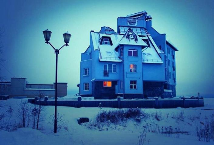 Onega Castle Hotel Petrozavodsk Extérieur photo